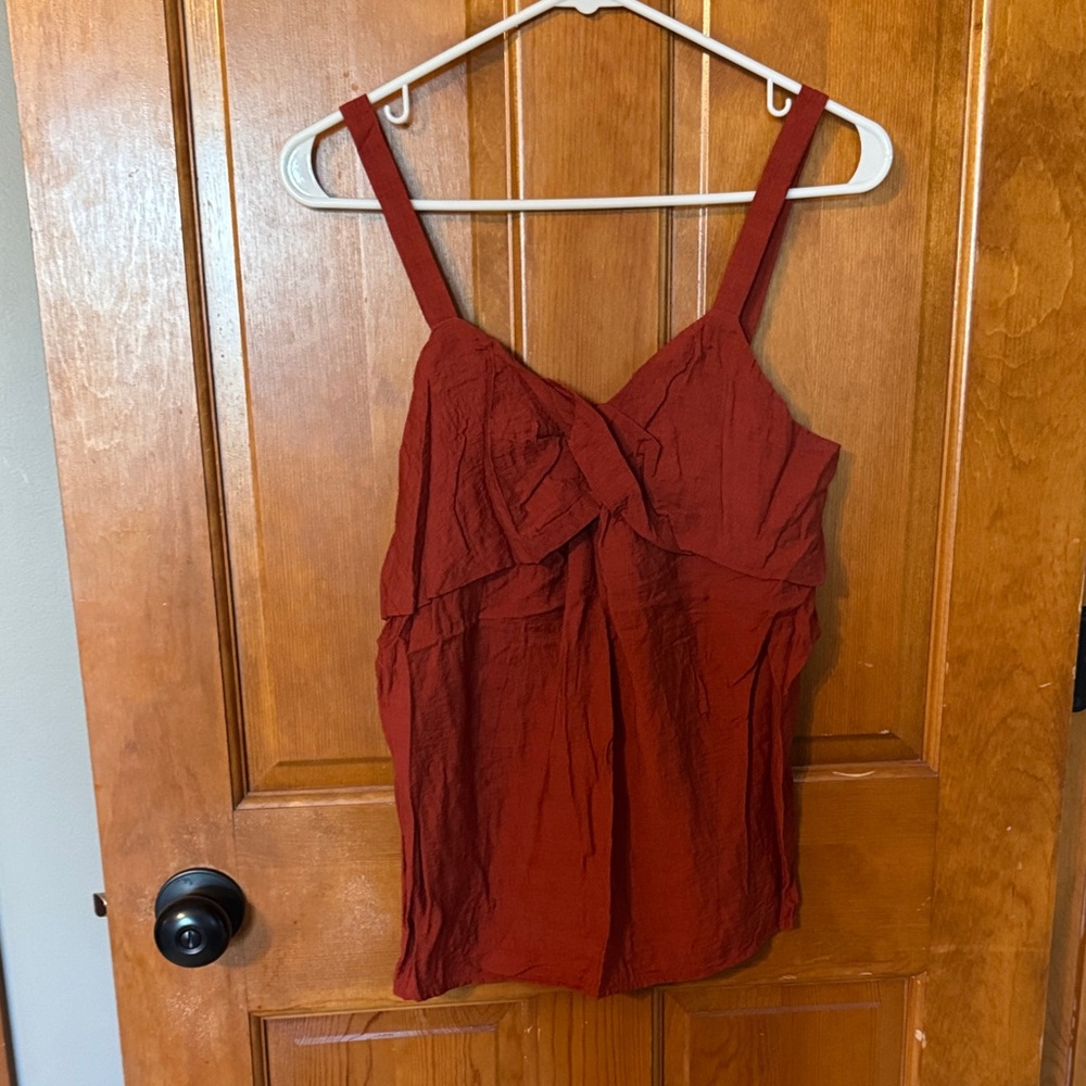 Simply Vera Vera Wang Rust-Red Twist Front Camisole